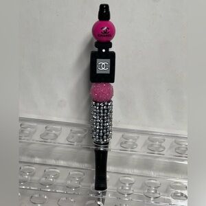 Beadable pen